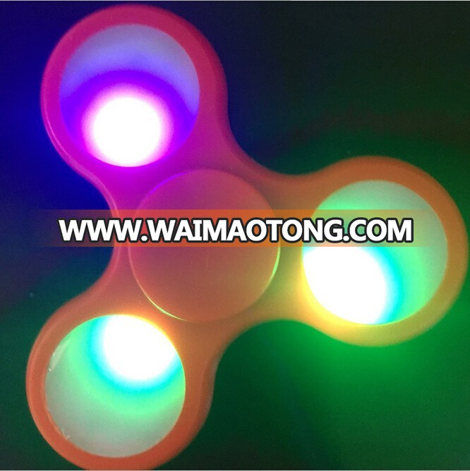 Affordable price Led hand spinner Hot sales glowing Customized led spinner toys China factory wholesales