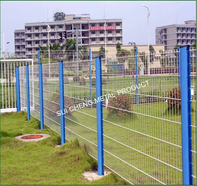 Round Steel Pipe PVC Coated Fence/Galvanized Fencing with Low Price/Generators Prices PVC Fence(Factory)