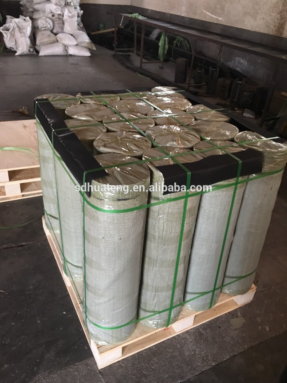 Fish Farm Pond Liner Hdpe waterproof Geomembrane for landfill