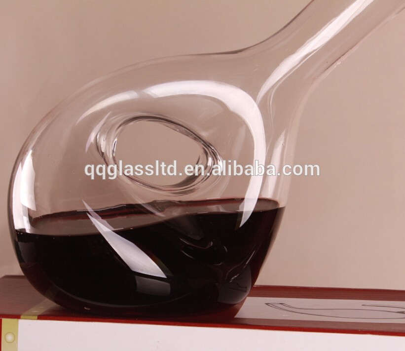 Hand Made Elegant Unique Design Clear Crystal Wine Decanter