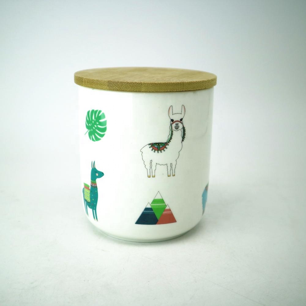 Custom Food Storage with Airtight Seal Bamboo Lid Ceramic Jar Llama desgin porcelain jar