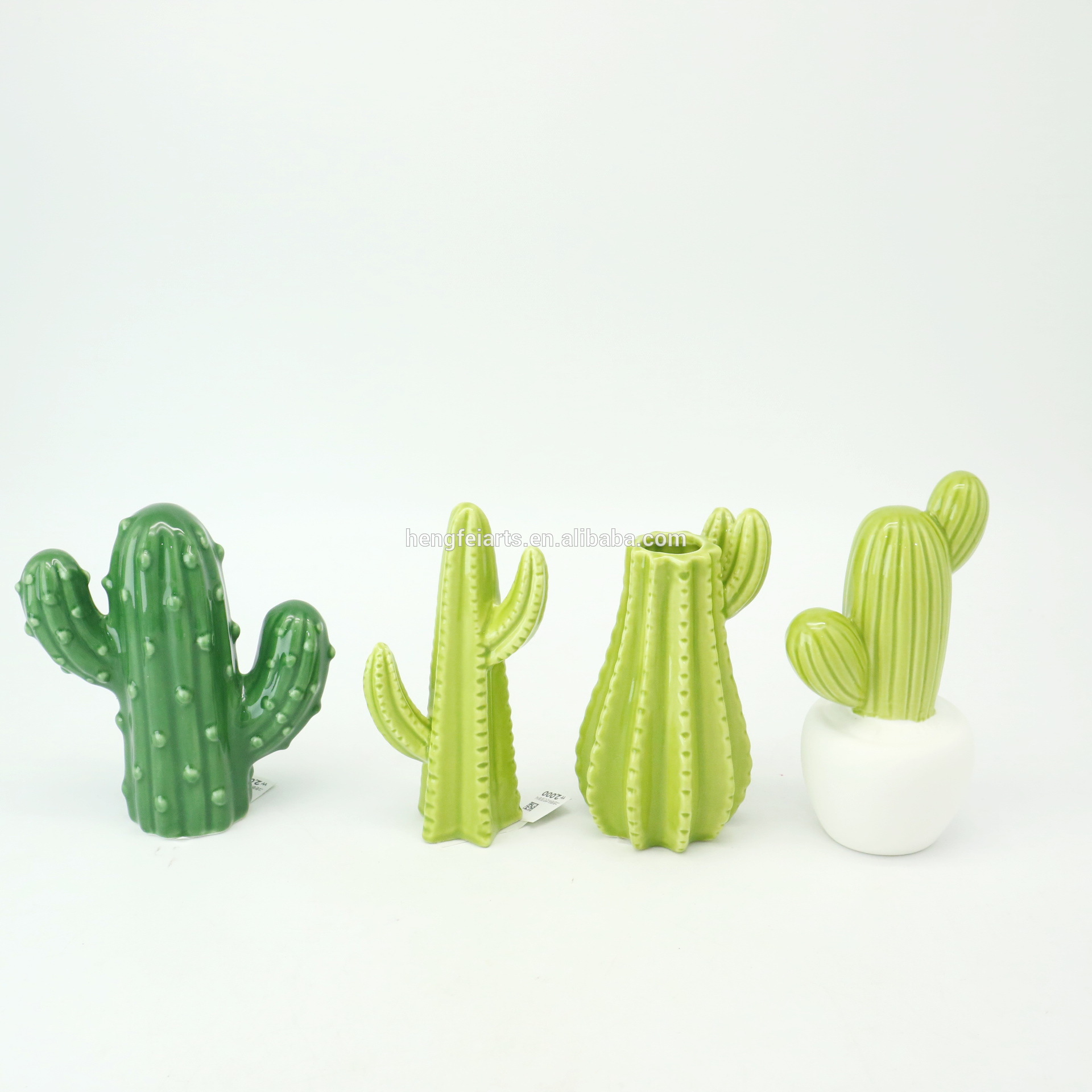 Hot Selling Ceramic cactus Home decoration Ornament for your Home Decor