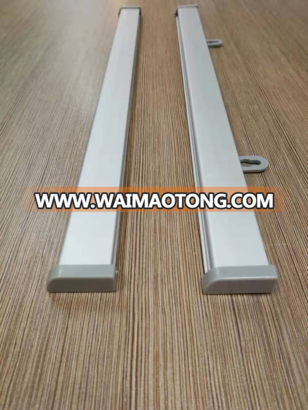 Aluminum anodized snap rail poster hang up ceiling rails