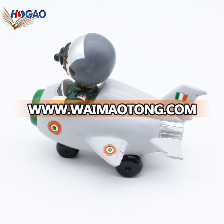 2019 Custom pilot figurine resin bobble head for home decoration