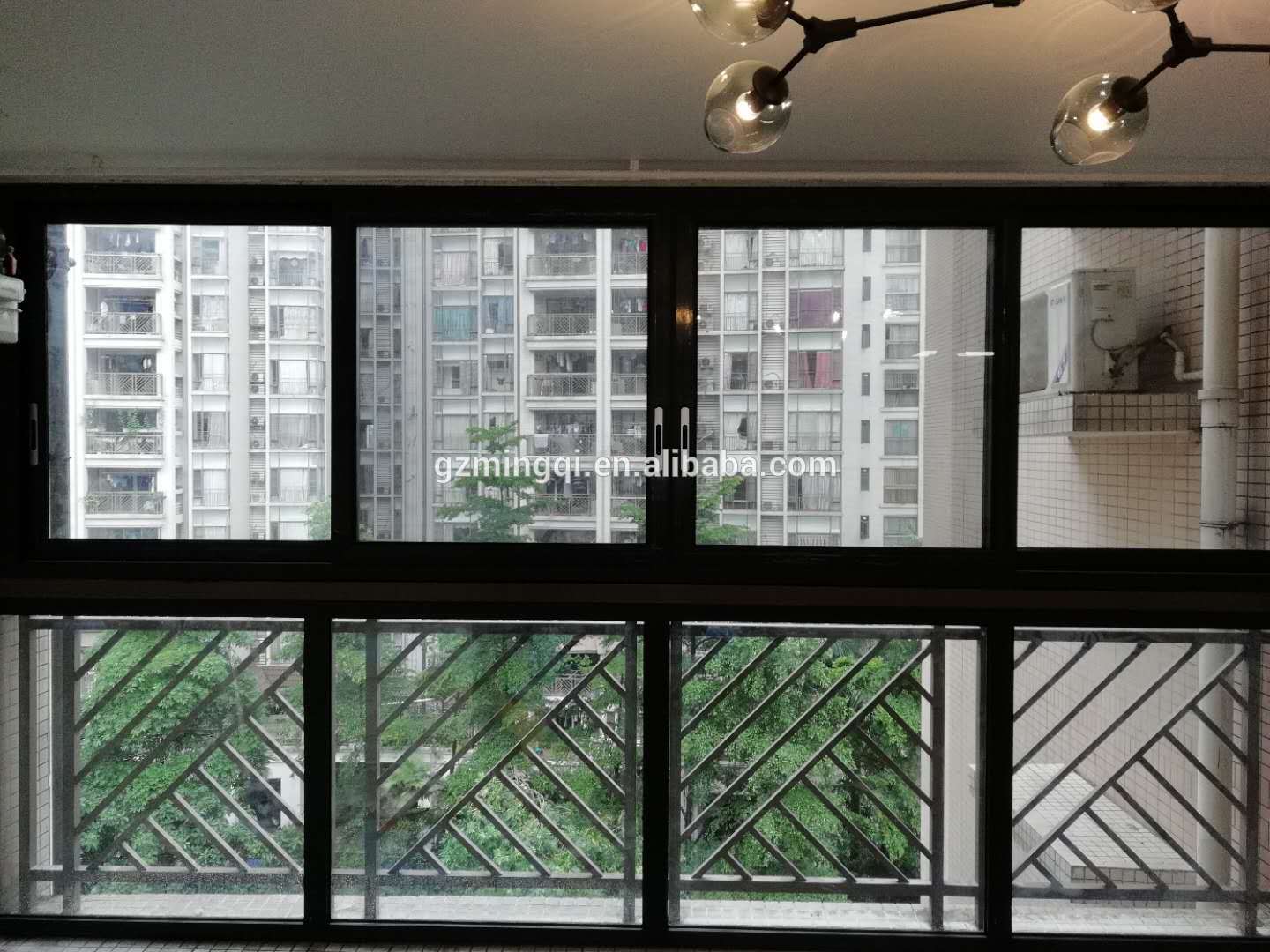 White sliding window grill design aluminium frame sliding glass window