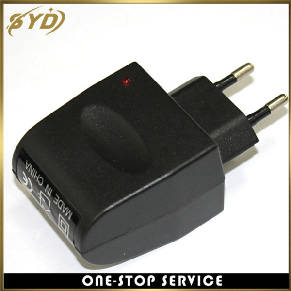 220V to 12V EU plug car charger Car cigarette lighter