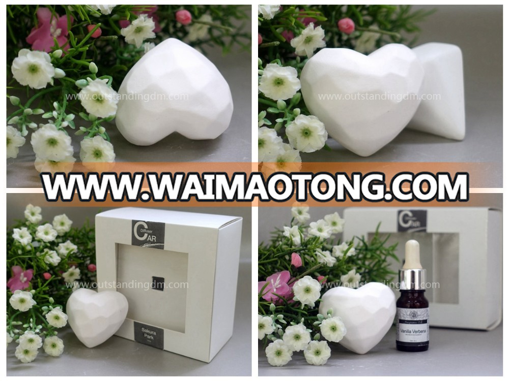 Portable Ceramic Heart Fragrance Car Diffuser With Glass Bottle