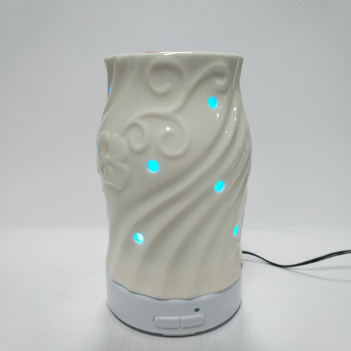 Cute Mini Air Humidifier/Ultrasonic Aroma Diffuser