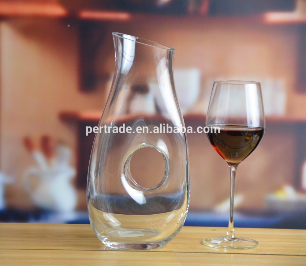 Hand made 1.2 L antique wine glass decanter