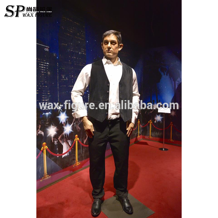 custom wax figure realistic sculpture india celebrity figures