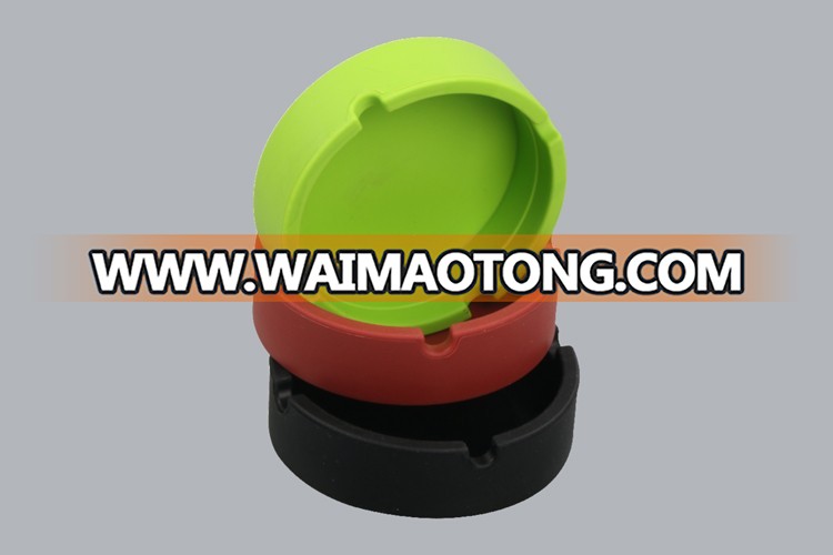 silicone ashtray with cheap price,fireproof silicon ashtray,car driving safety portable silicone ashtray