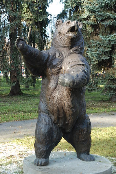 customized wild animals sculpture & Best quality life size bronze bear statue for sale