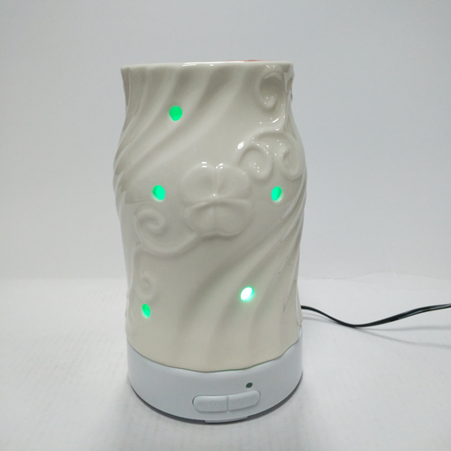 Cute Mini Air Humidifier/Ultrasonic Aroma Diffuser