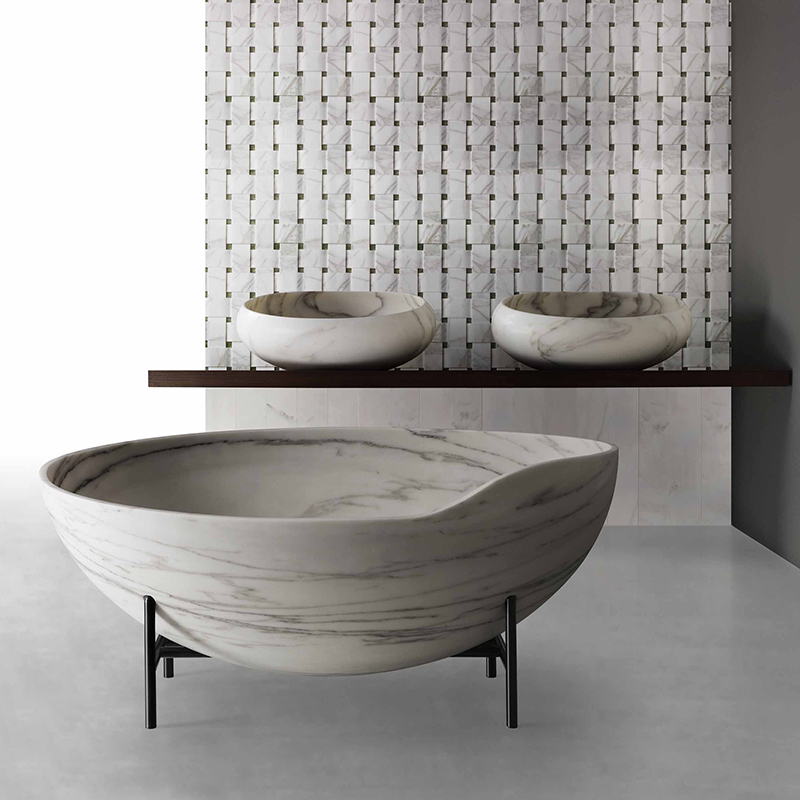 Silver Grey Travertine Bathtub