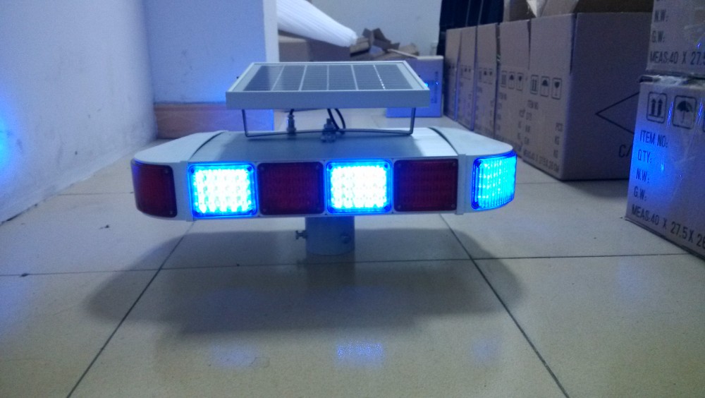 Aluminum alloy shell red blue flashing solar LED traffic road light