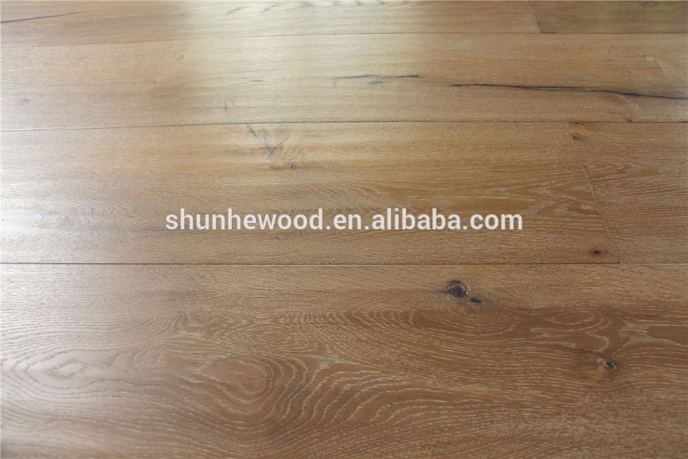 Hand Scraped Brushed Smoked Knots Raised Stained Oil Finishing Wide Plank 6mm Oak Timber Flooring Engineered Oak Wood Flooring