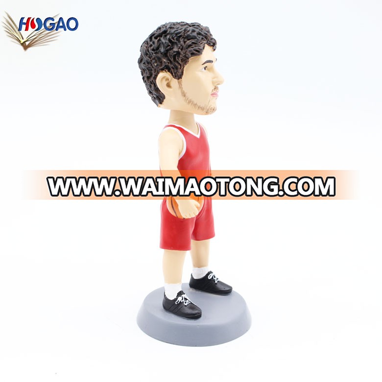 Popular cheap hand made  basketball player figurines bobble head