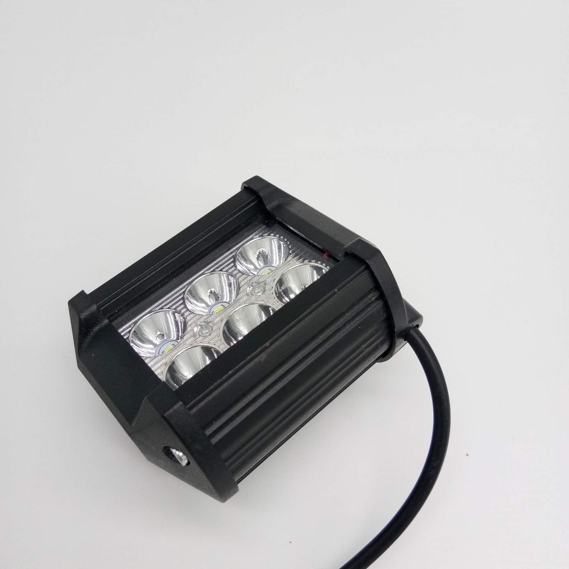 Hot sell products 18W LED work light for truck and bar