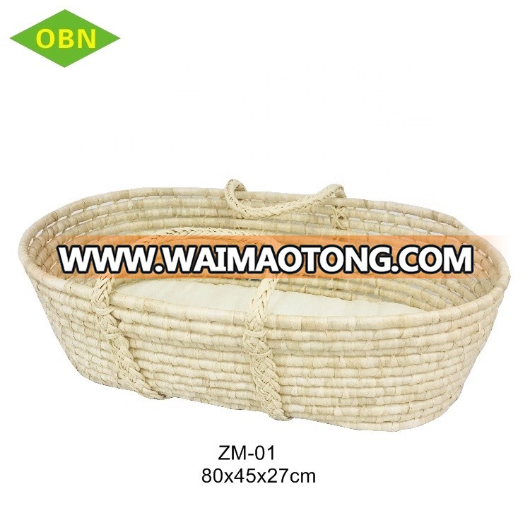 Natural material handmade woven baby sleeping baskets