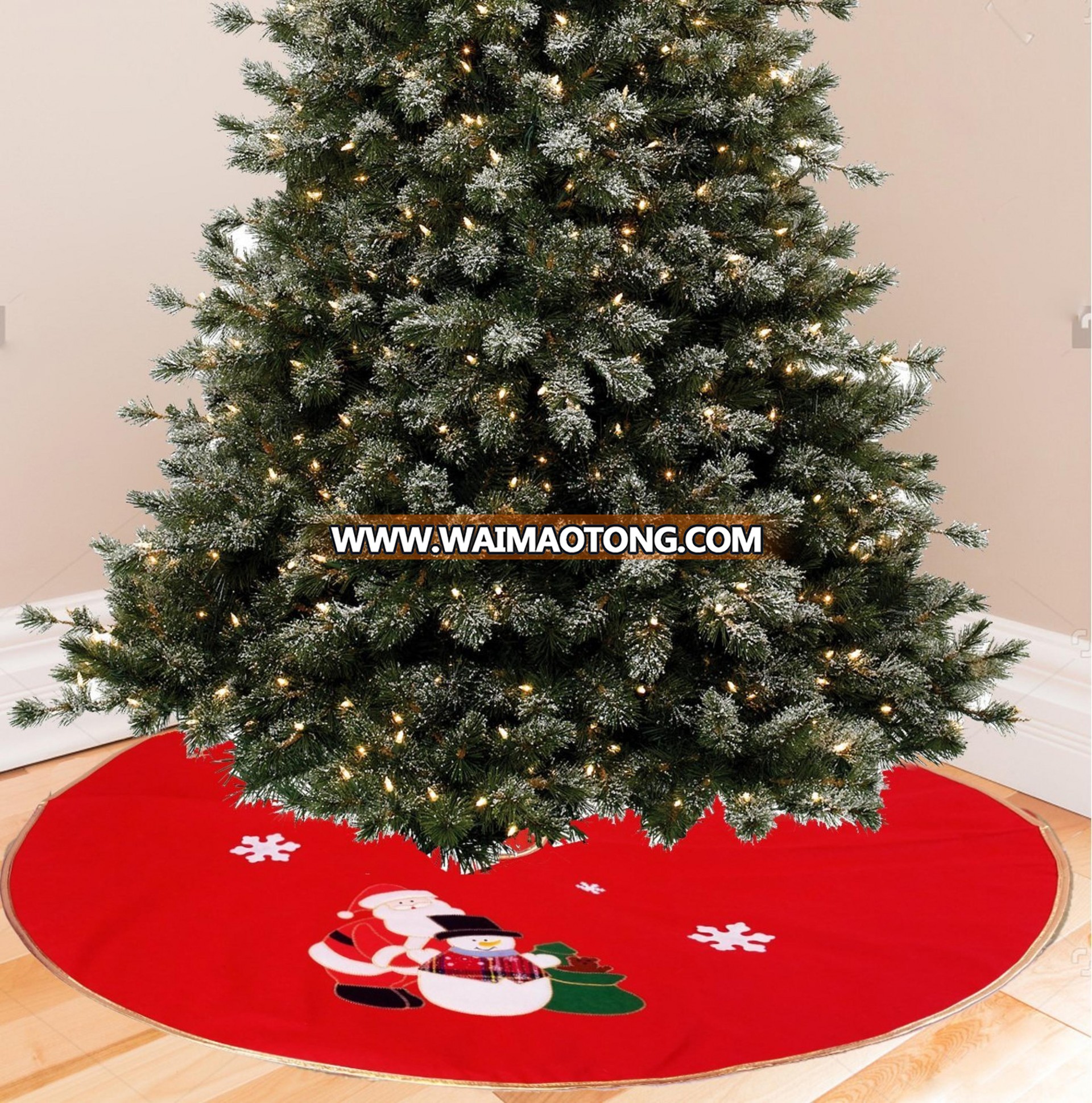 Decorative Christmas Santa Applique Design Red Felt Tree Skirt - 36 " Diameter