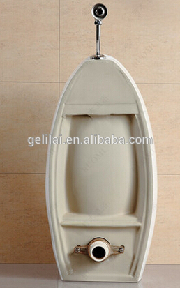 SMALL SIZE WALL MOUNTED CERAMIC URINAL