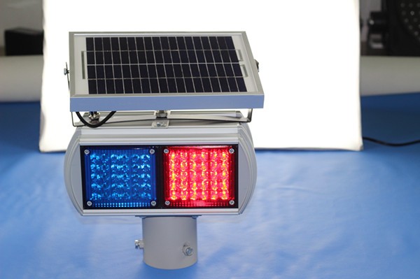 Pedestrian solar warning safety light