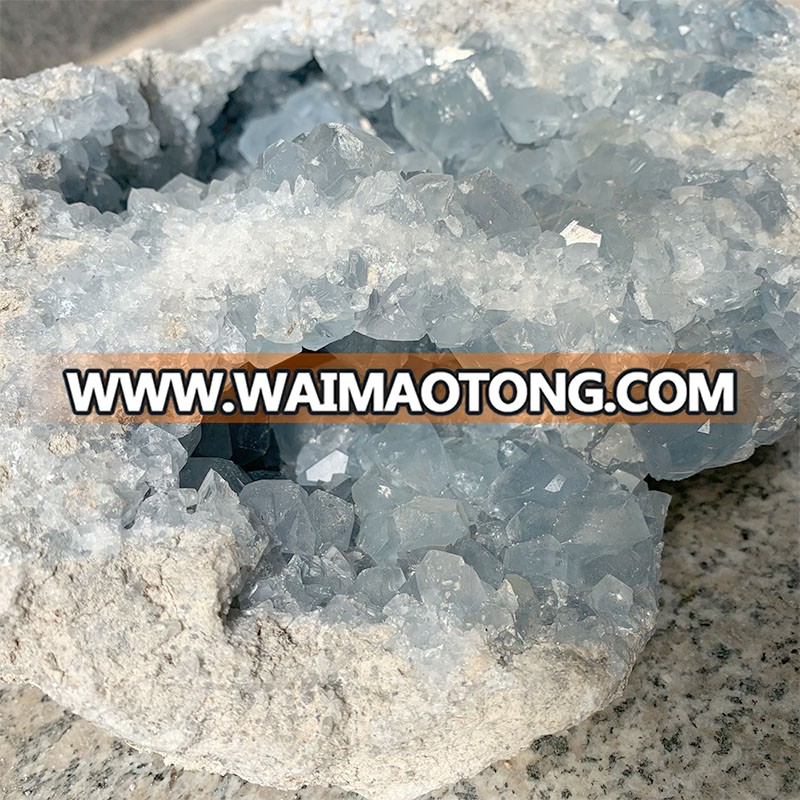 Wholesale natural rock Blue Celestite Crystal Point Healing Quartz Crystal Clusters