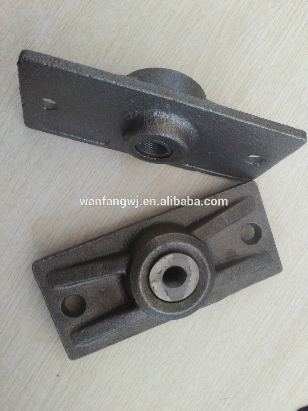 Anchor Plate with Wedges for Construction