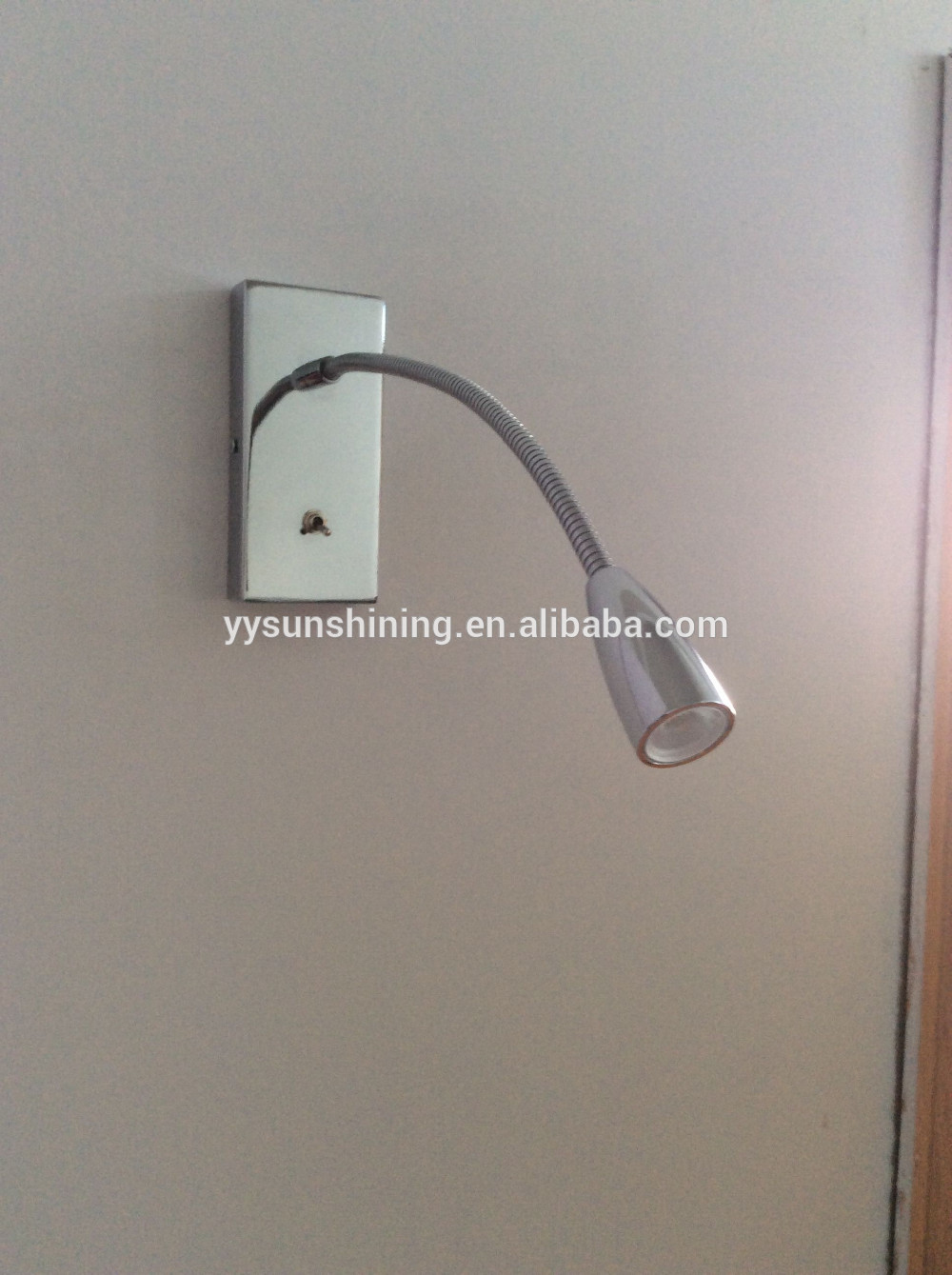 flexible gooseneck adjustable led wall light 220v