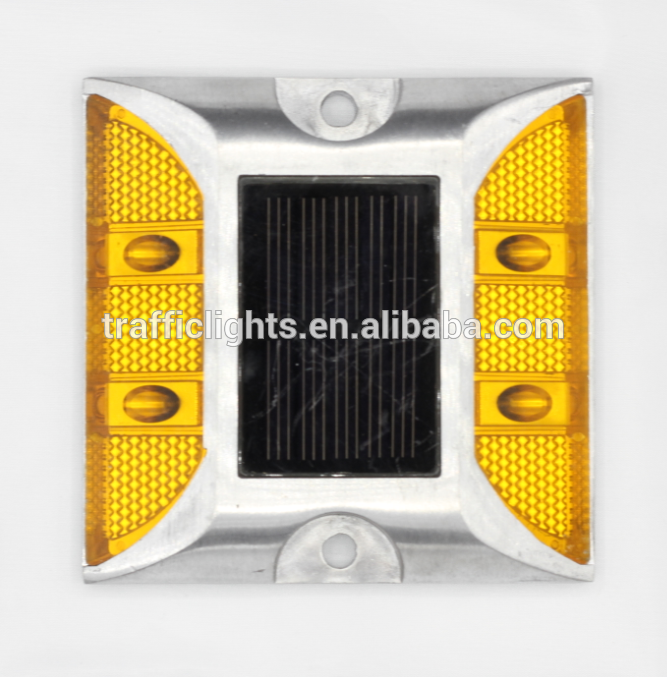 Solar led road marker