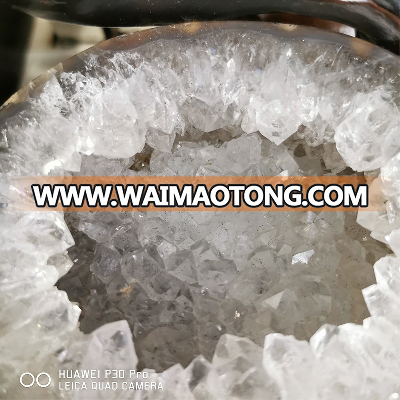 Sale Sop Quality Natrual clear crystal geode, crystal cornucopia for decoration