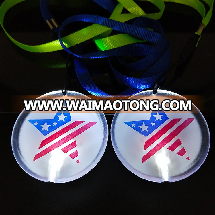 Customized logo plastic led pin badge with lanyard