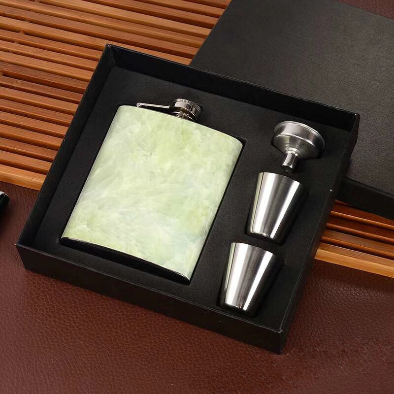 Marble Appearance Cortex Hip Flask Gift Set