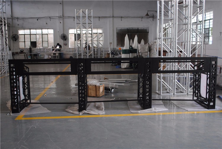 black colour aluminum music booth truss with used for indoor concert