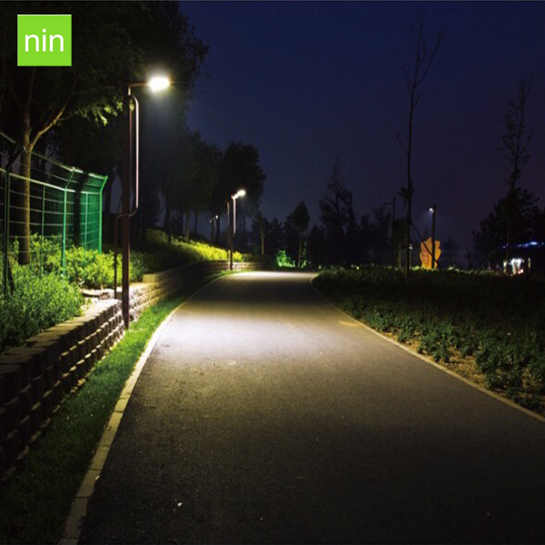 New design LED module Street Light IP65 Outdoor Solar Garden Road Lamp