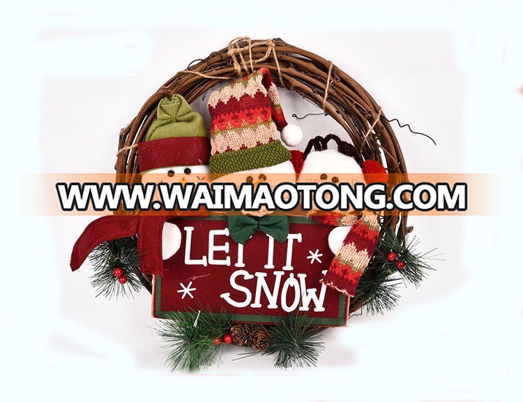 Factory handmade rattan Christmas decorative garland with snowman Santa Claus