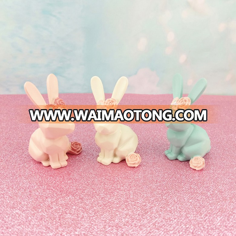 Cute geometric polyresin sculpture home decoration small animal statues resin rabbit