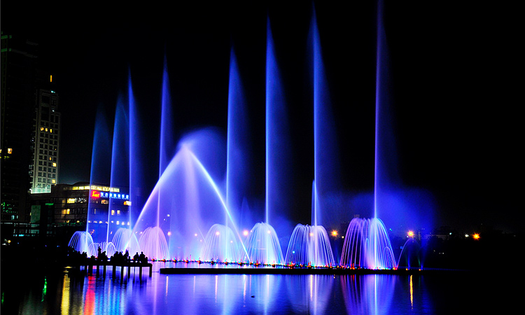 Pond Design Computerized Music Fountain Synchronized With Rhythm