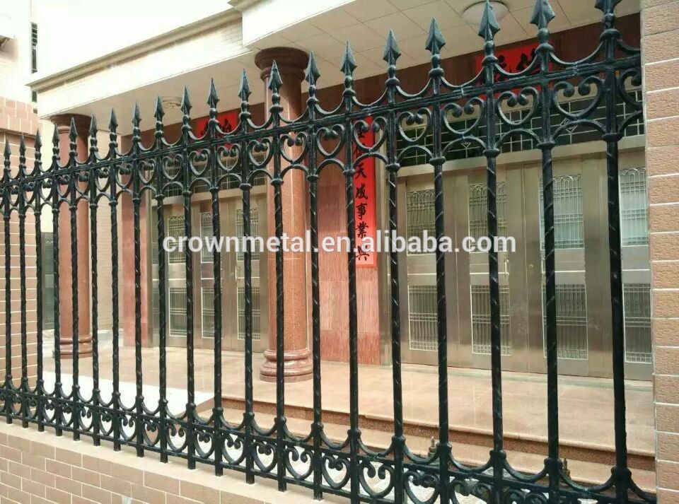 125*25cm cast iron decoration fence design for sale