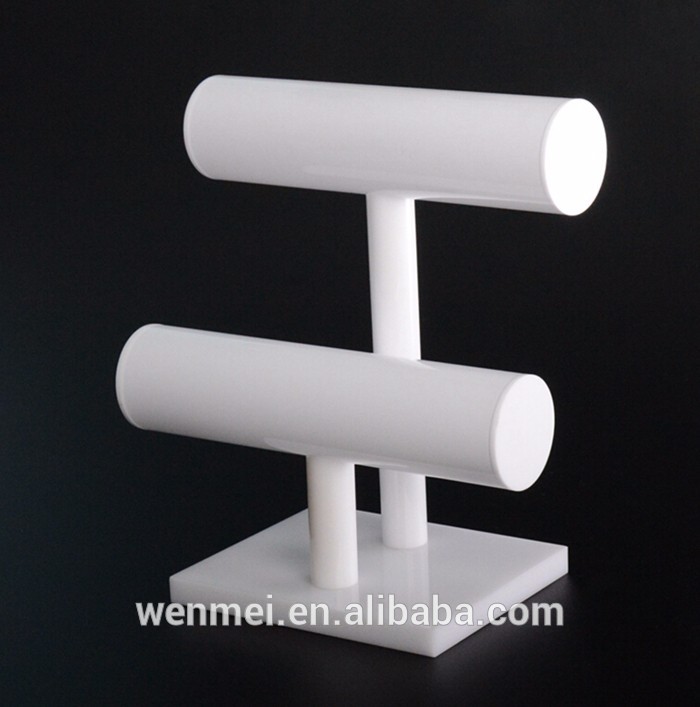 Nice White Acrylic T-bar bracelet display