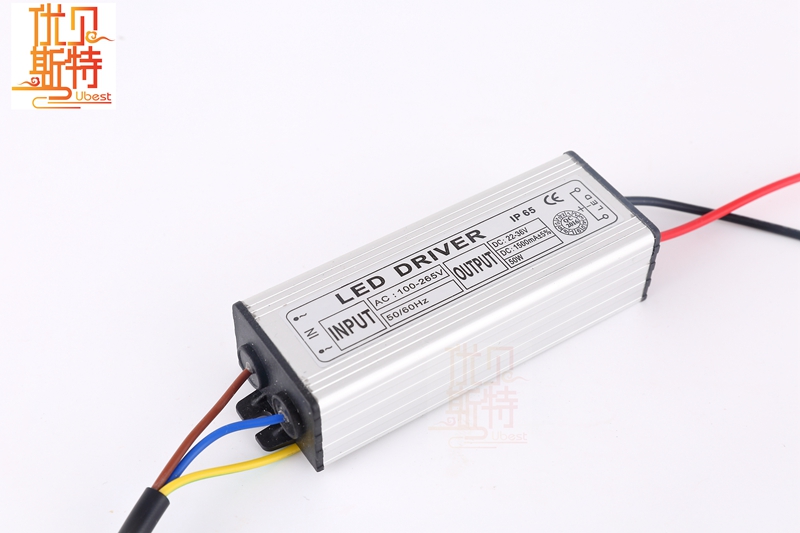 Outdoor rainproof IP67 Constant Voltage 260w 35 v LED dimmable led driver for flood light