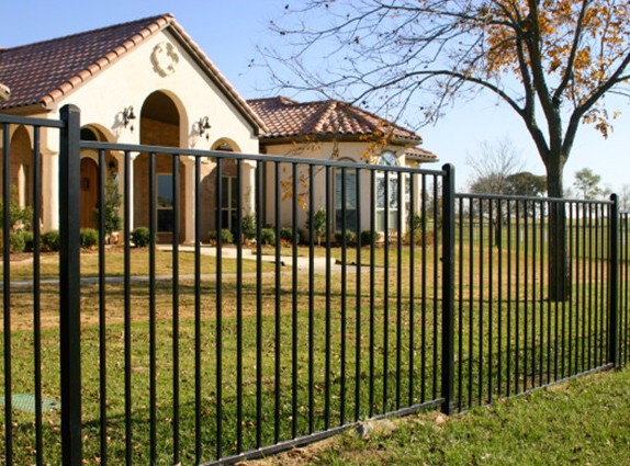 Ornamental modern metal used iron fencing powder coated welded metal fences panels tubular steel picket fence