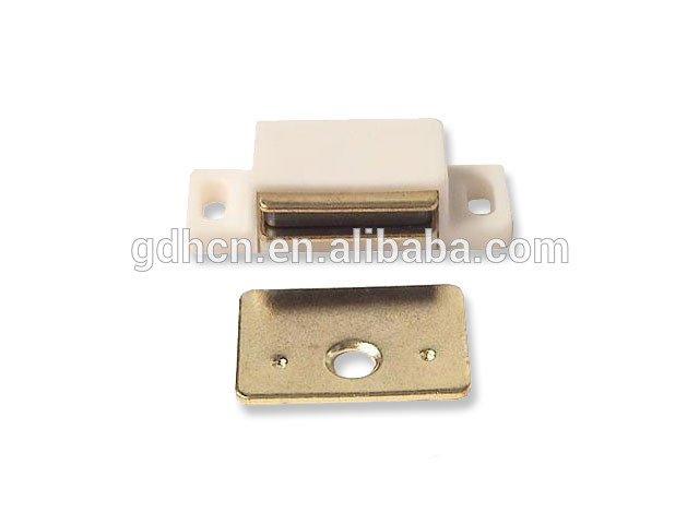 High quality white plastic cabinet door catch with plate