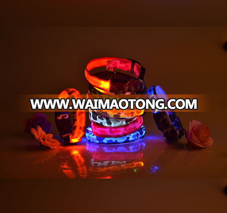 The pet collar/codes of the wholesale luminous exchangeable battery are complete /