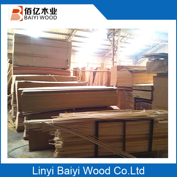 solid pine wood sawn timber