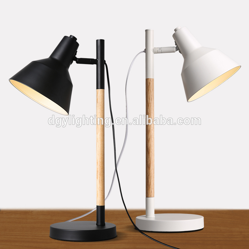 E27 new design good quality wholesale iron wooden cordless restaurant wood table lamp