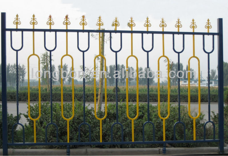 2018 Top sales outdoor artistic iron gate fence