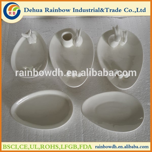 wholesale white ceramic thin plate with rabbit decor