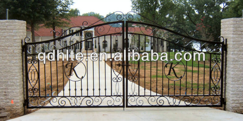 Automated antique wrought iron gate beautiful design for home