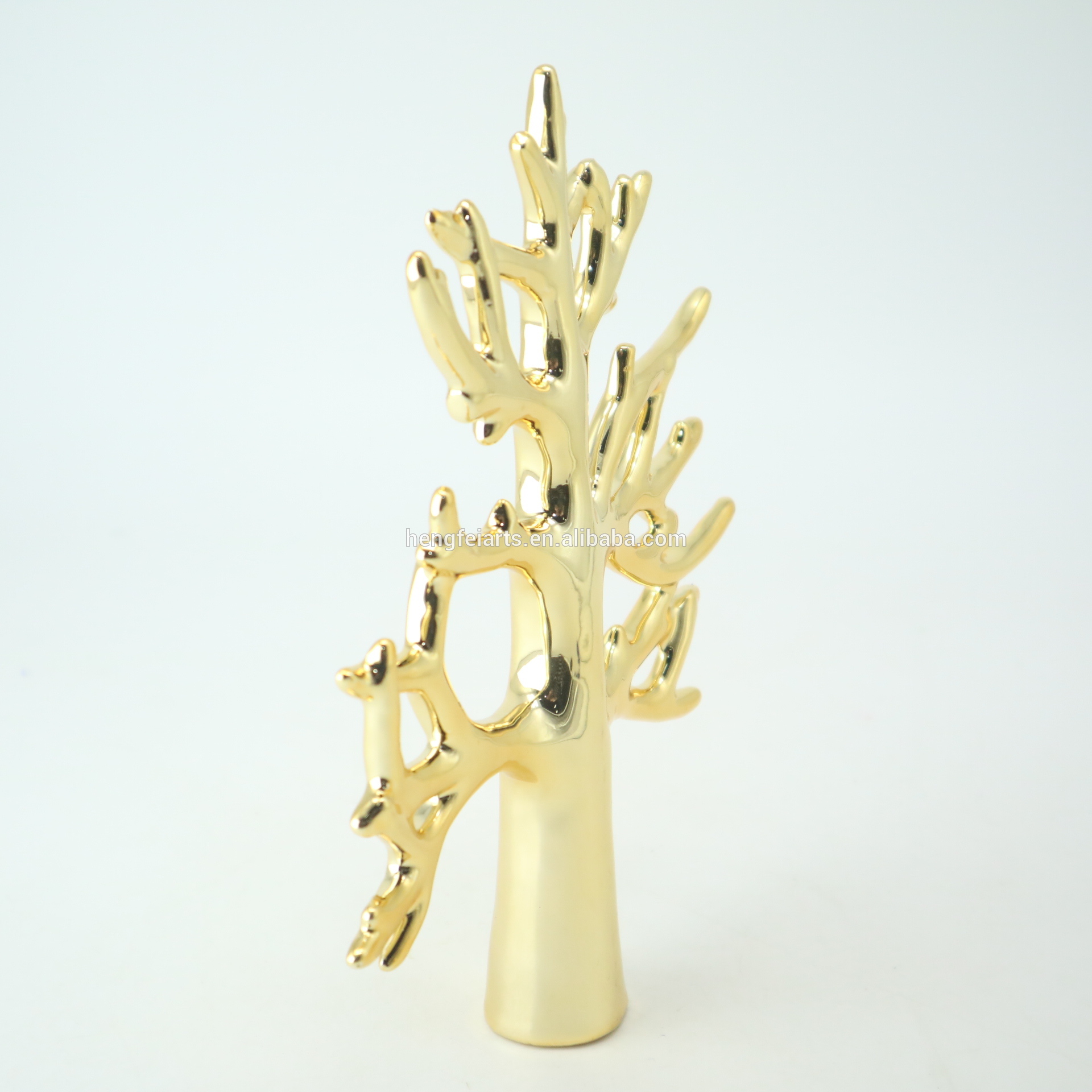 Hot Selling White Ceramic Small Tree With Golden Heart for Home decoration Ornament